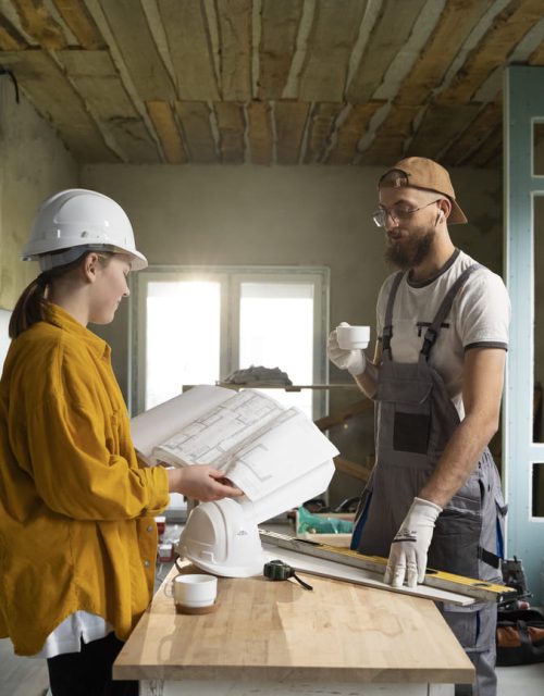 tiler-working-renovation-apartment (1) (1)